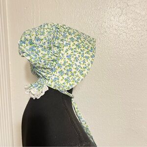 Woman’s Cotton Pioneer Prairie Bonnet Floral Blue Green Breathable and Durable
